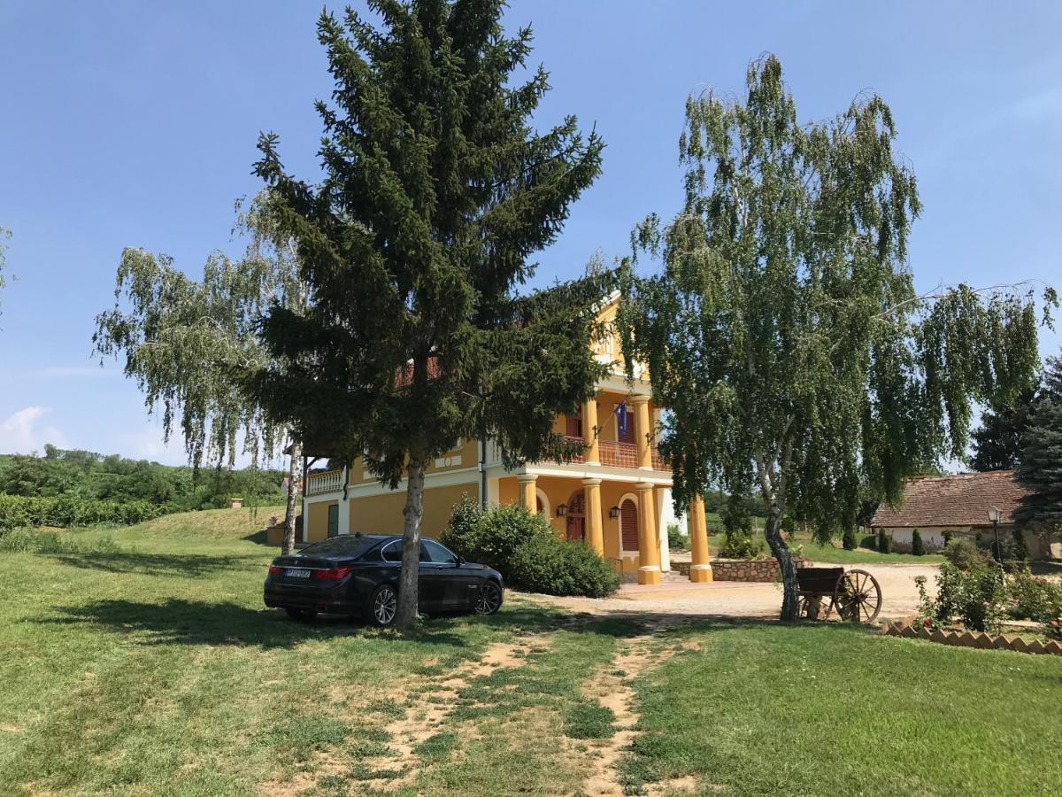 Appartamento Joe Bácsi Rezidenciája Kisharsány Esterno foto